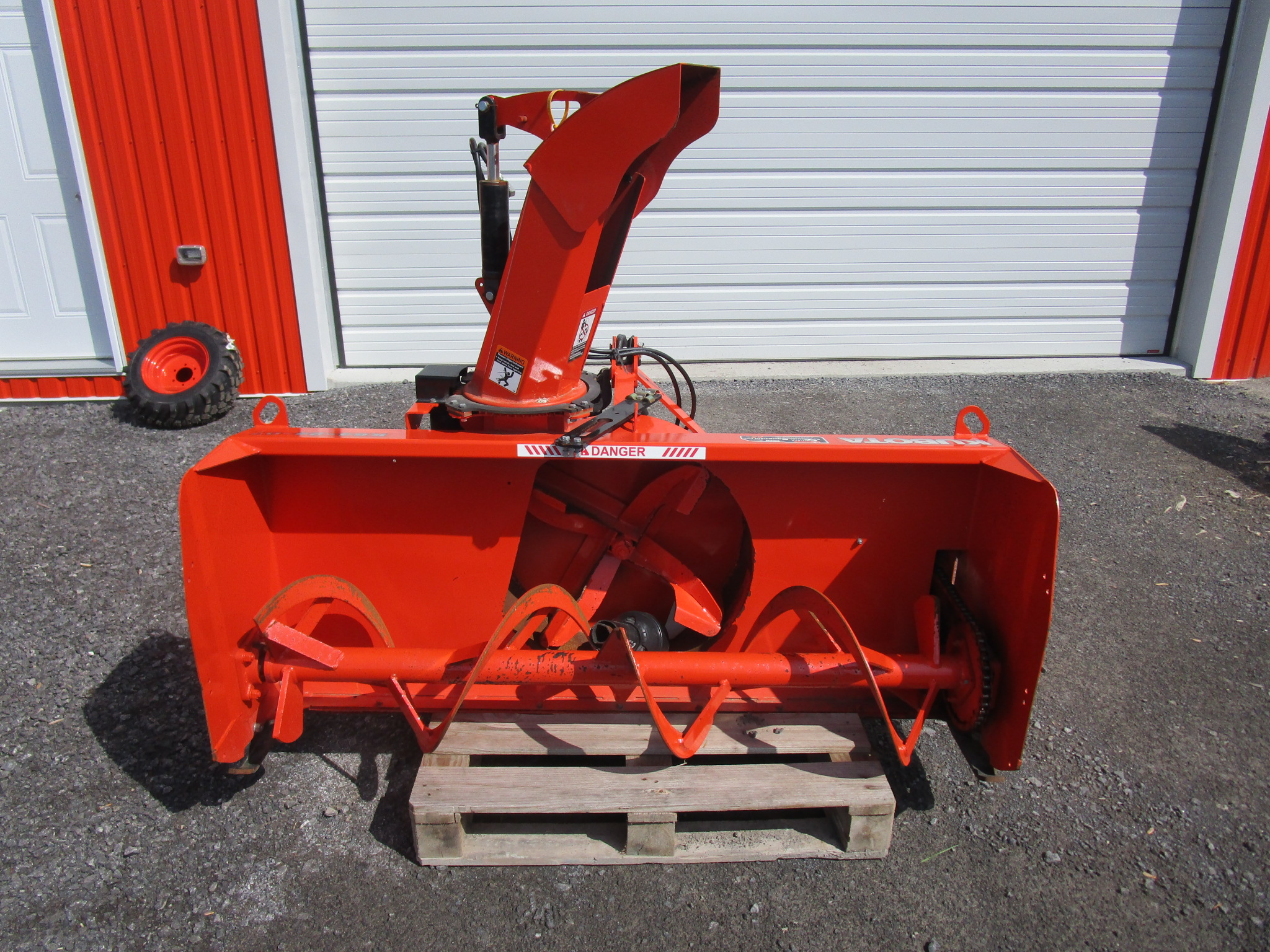 SOUFFLEUSE À NEIGE USAGÉ KUBOTA K64-24-07 2022