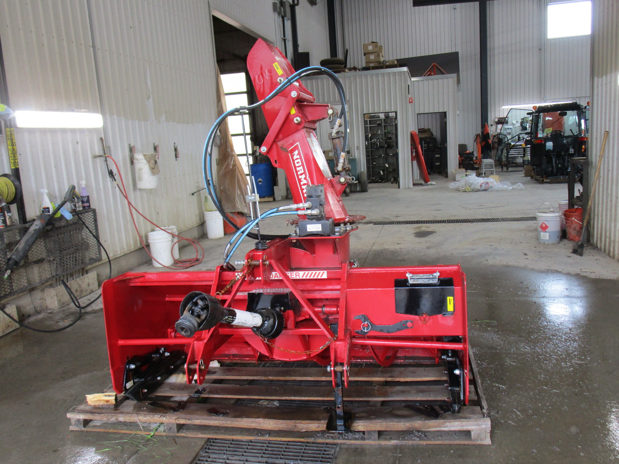 SOUFFLEUSE À NEIGE HYBRIDE DÉMO NORMAND N74-250HYB