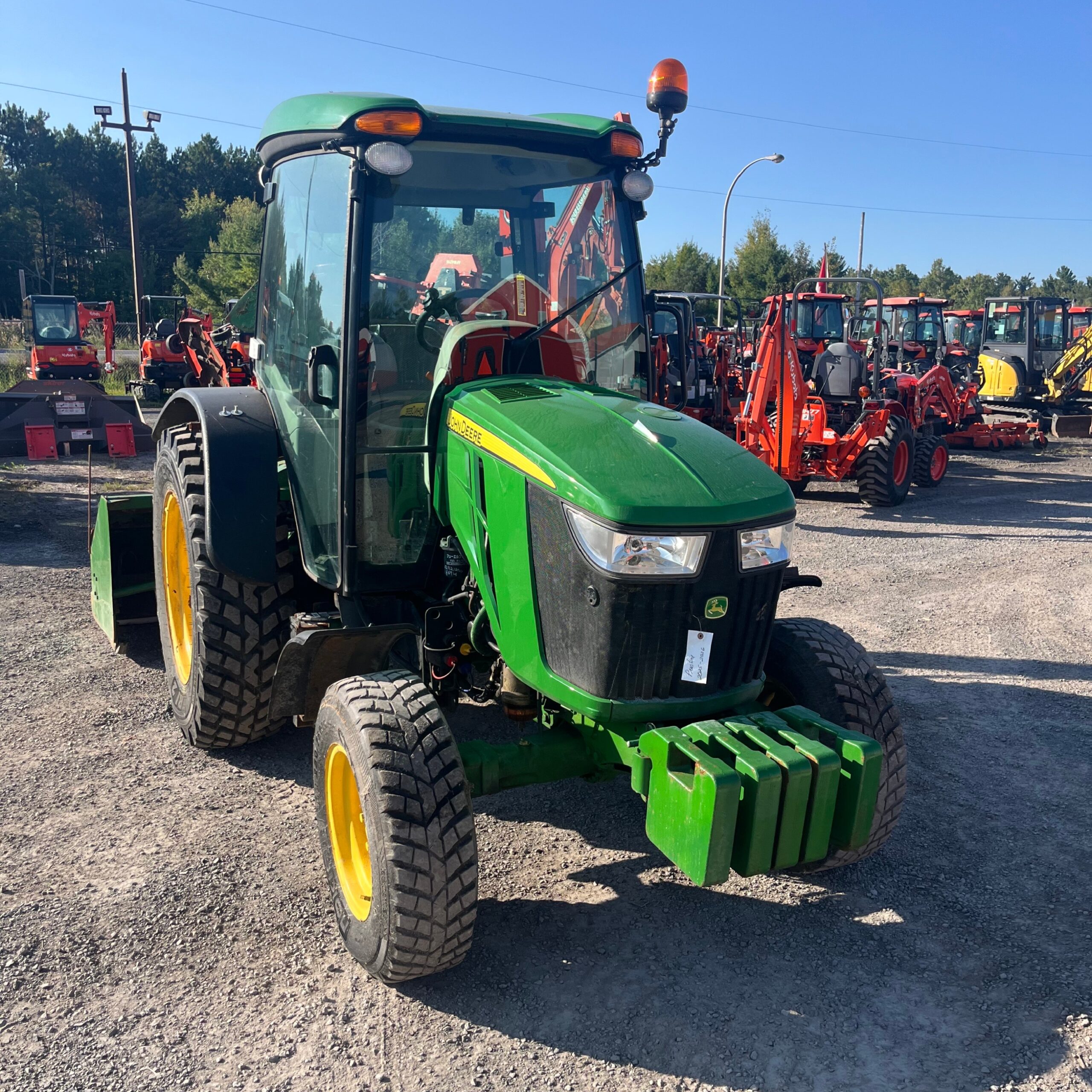 TRACTEUR DIÉSEL USAGÉ JOHN DEERE 4066R 4X4 2019