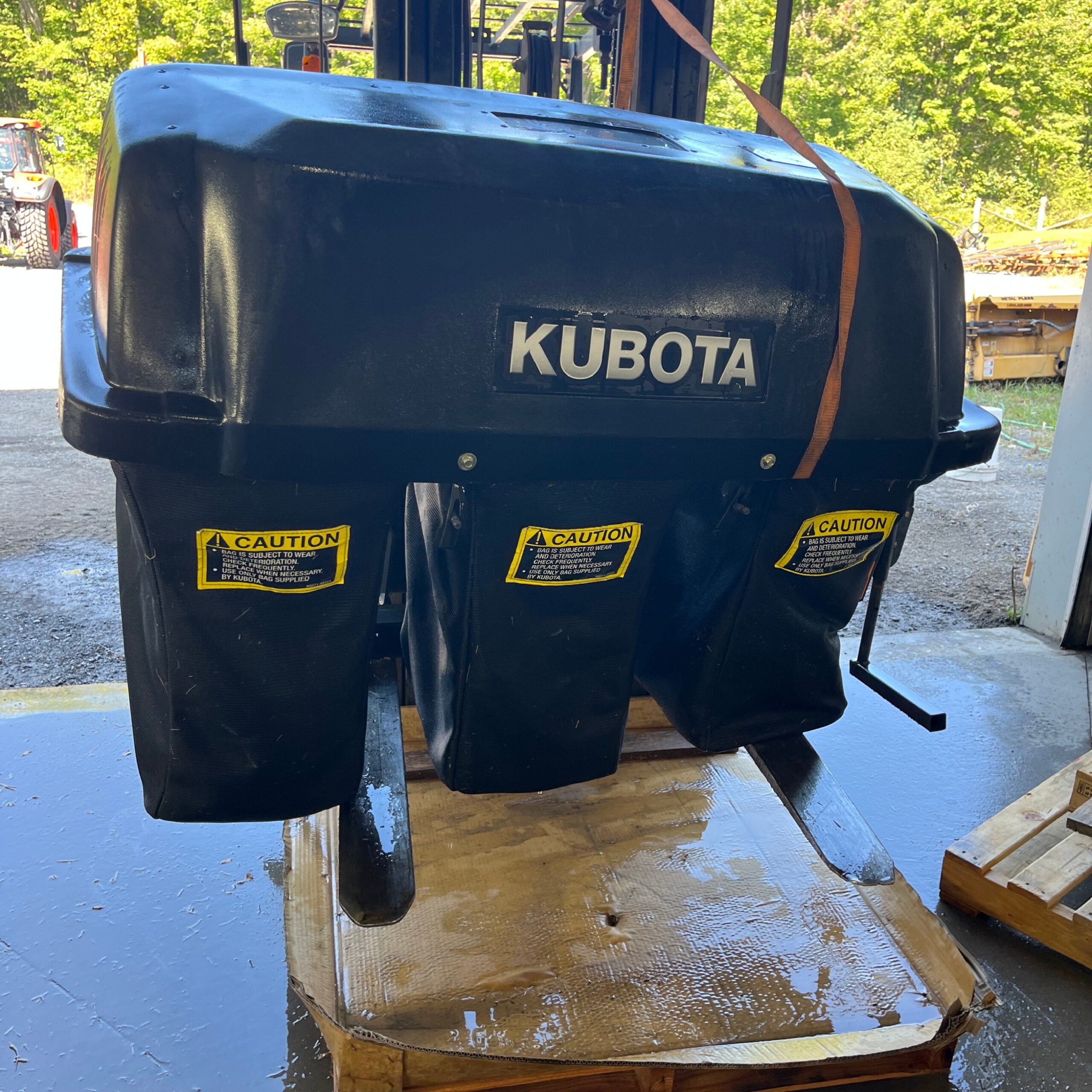 RAMASSE HERBE USAGÉ KUBOTA GCK60-30B