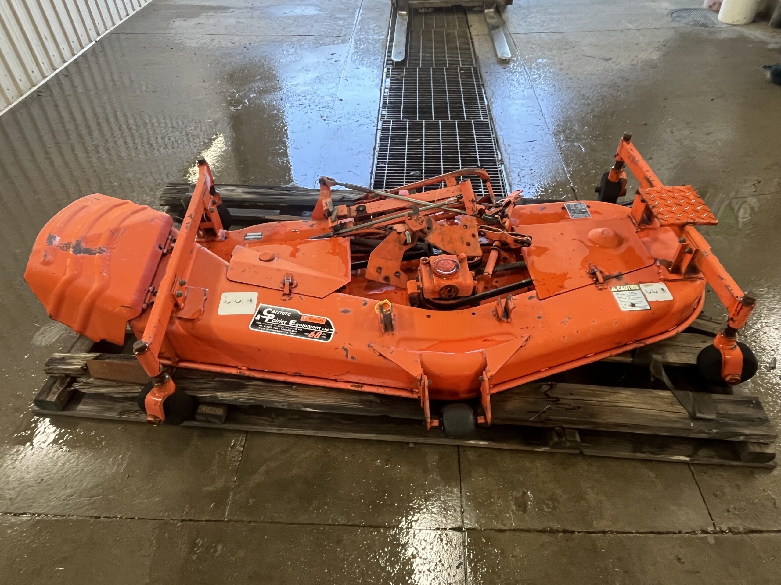 TONDEUSE DE FINITION USAGÉ KUBOTA RC72-27B