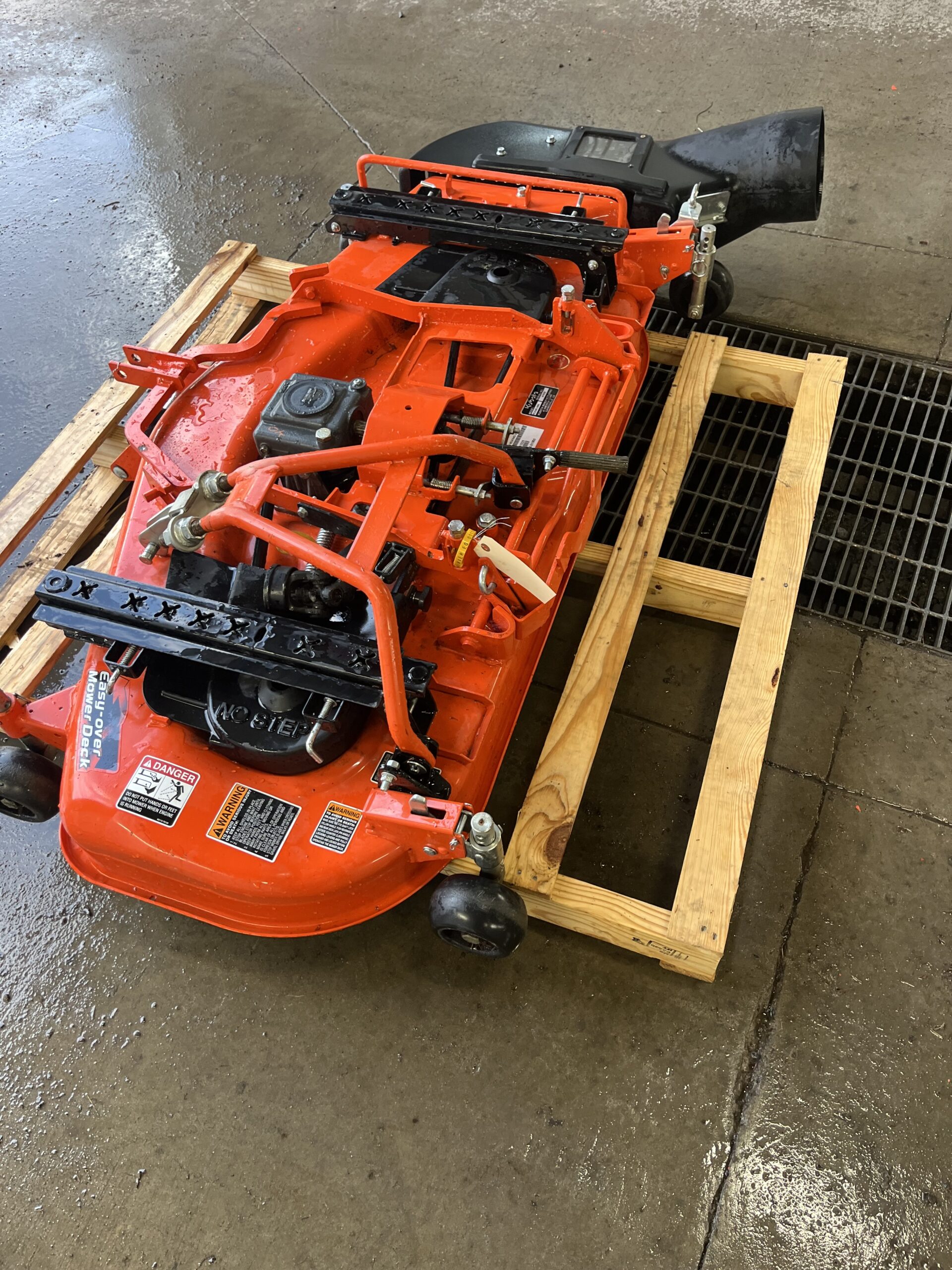 TONDEUSE VENTRALE 2023 USAGÉ KUBOTA RCK54D-26BX